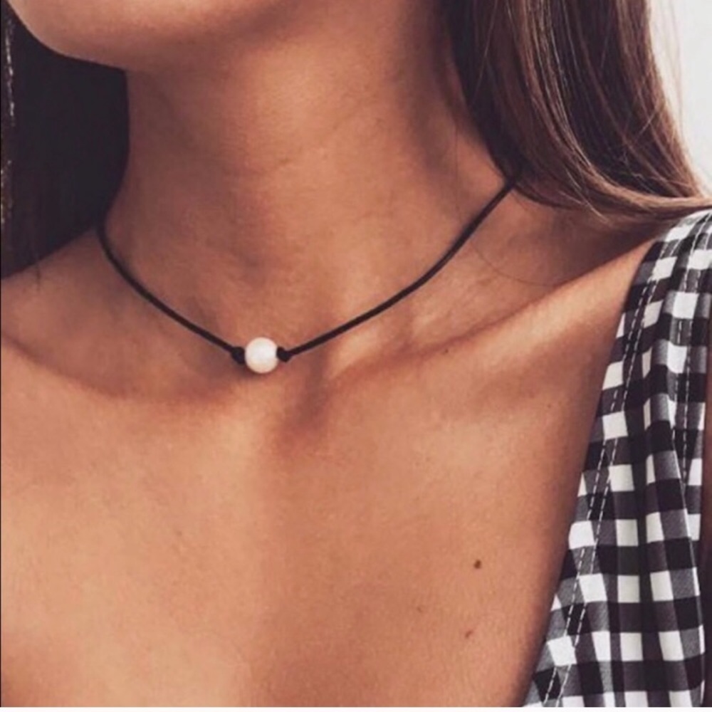5/$20 Black Pearl Choker 🖤